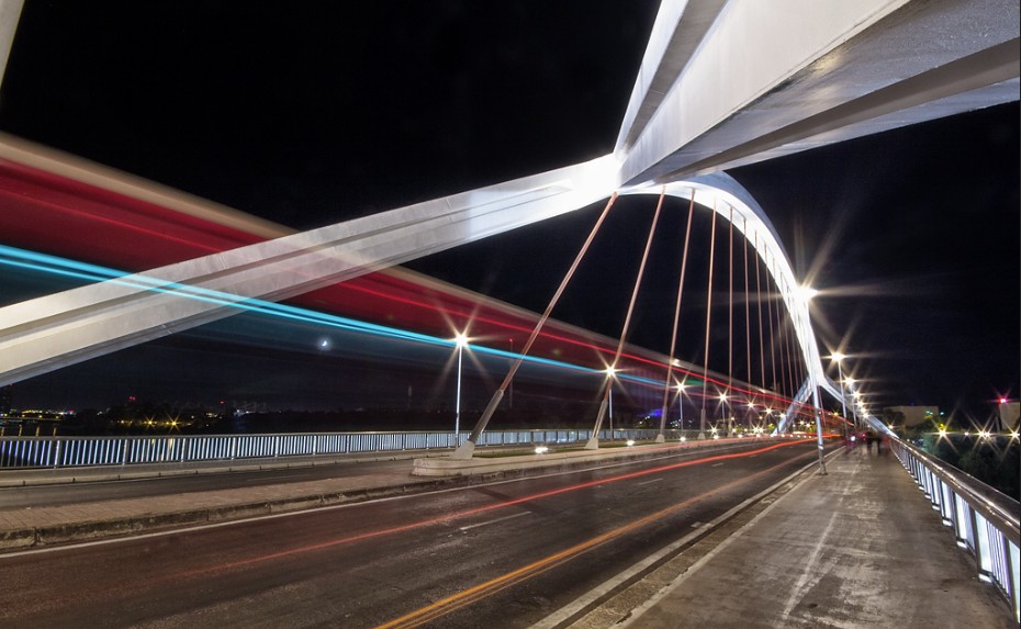 Using Shutter Priority Mode